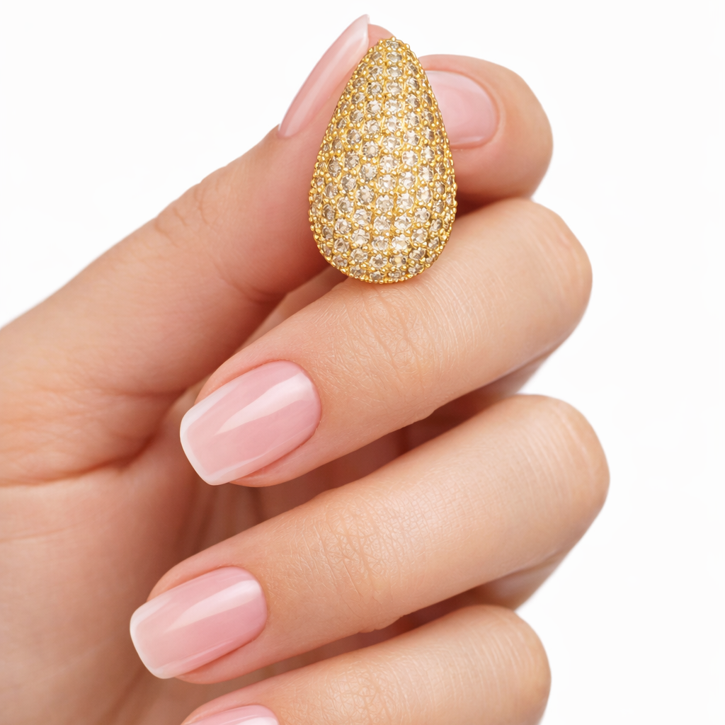 Boucles d’Oreilles Maely – Goutte Pavée en Acier Inoxydable (Doré & Argenté)