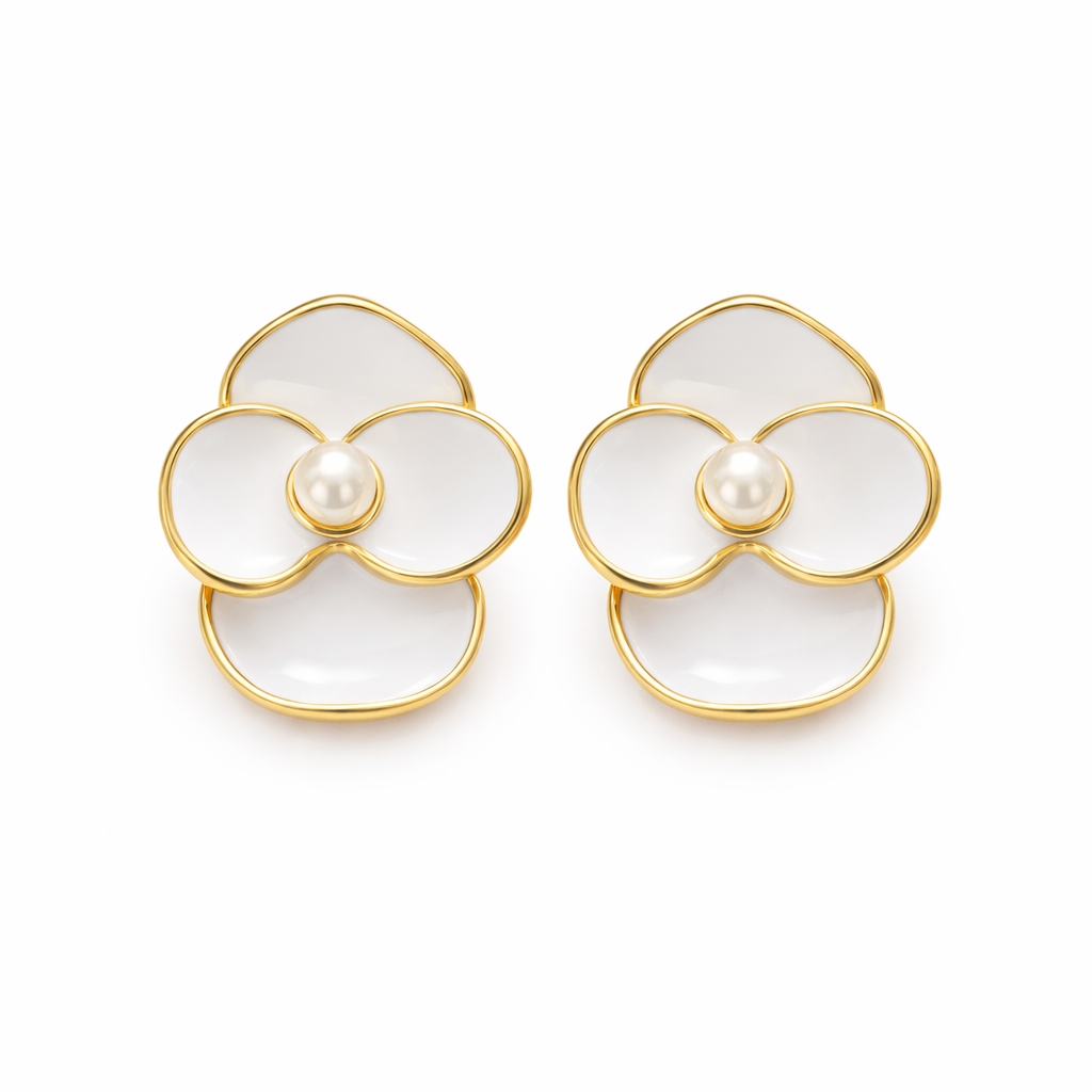 Boucles d’oreilles Rhéa en forme de fleur blanche